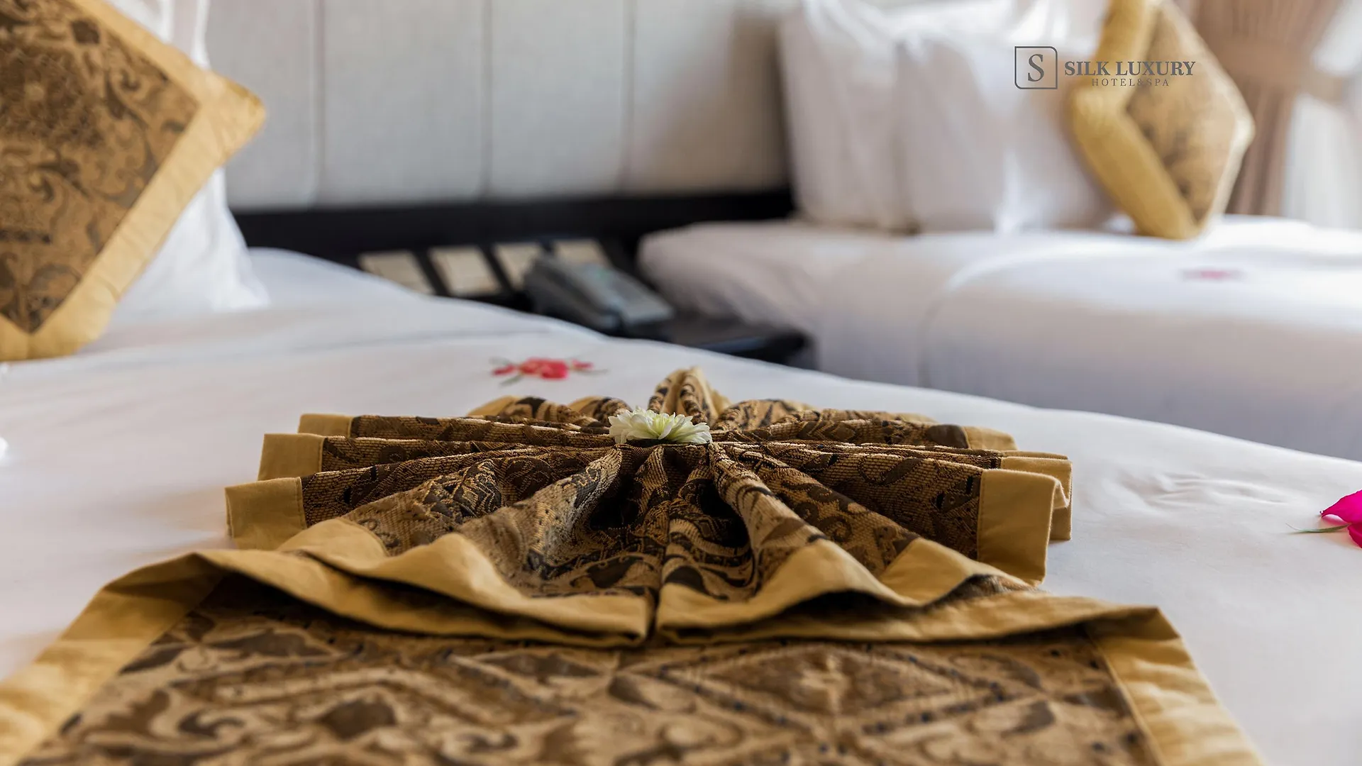 Silk Luxury Hotel & Spa By Embrace Hoi An