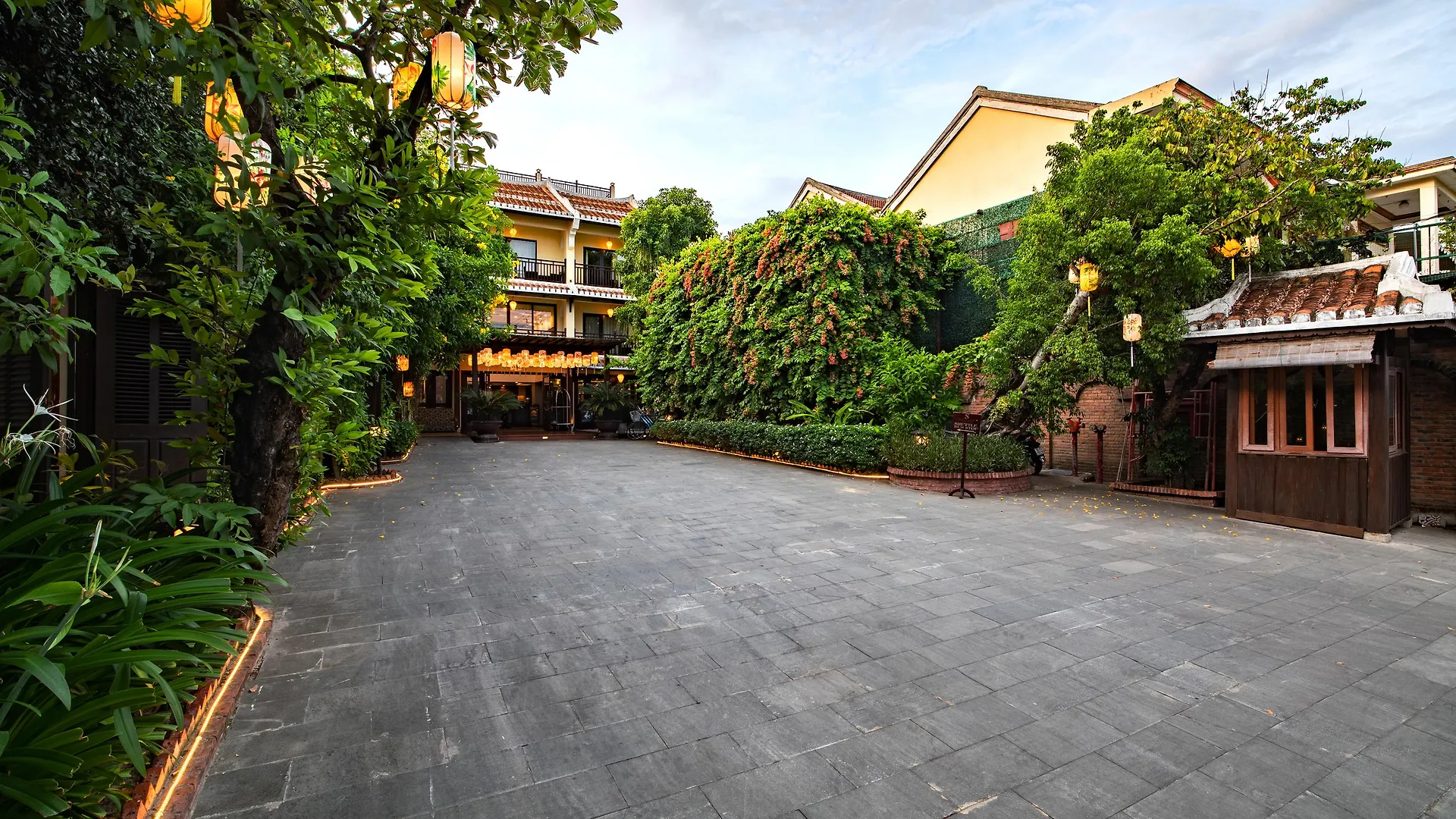 Silk Luxury Hotel & Spa By Embrace Hoi An