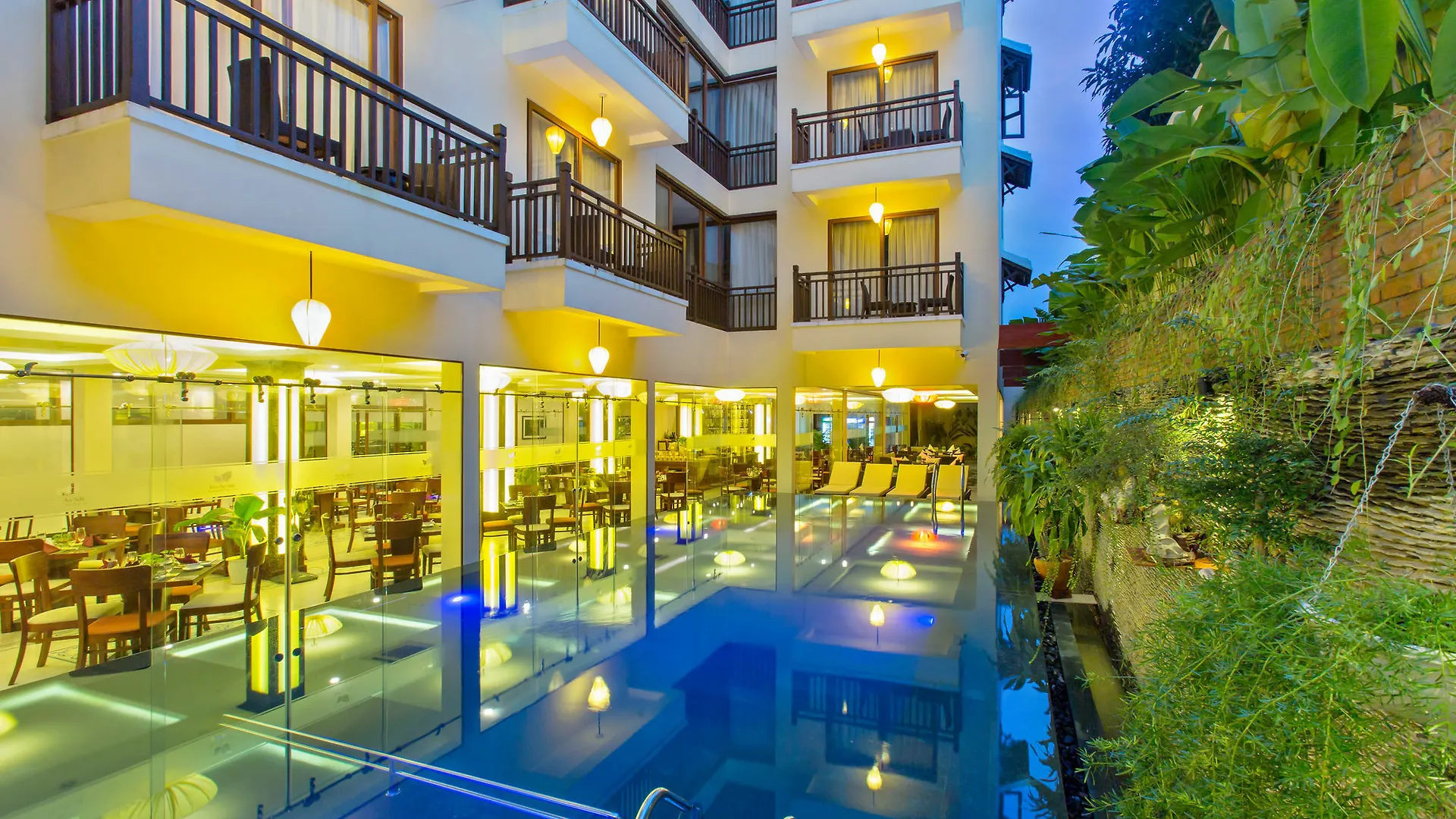 Silk Luxury Hotel & Spa By Embrace Hoi An 4*,